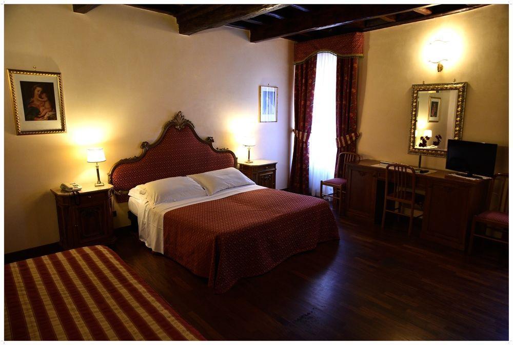 Palazzo Donarelli Apartman Róma Kültér fotó