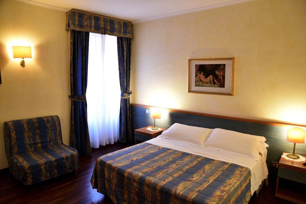 Palazzo Donarelli Apartman Róma Kültér fotó