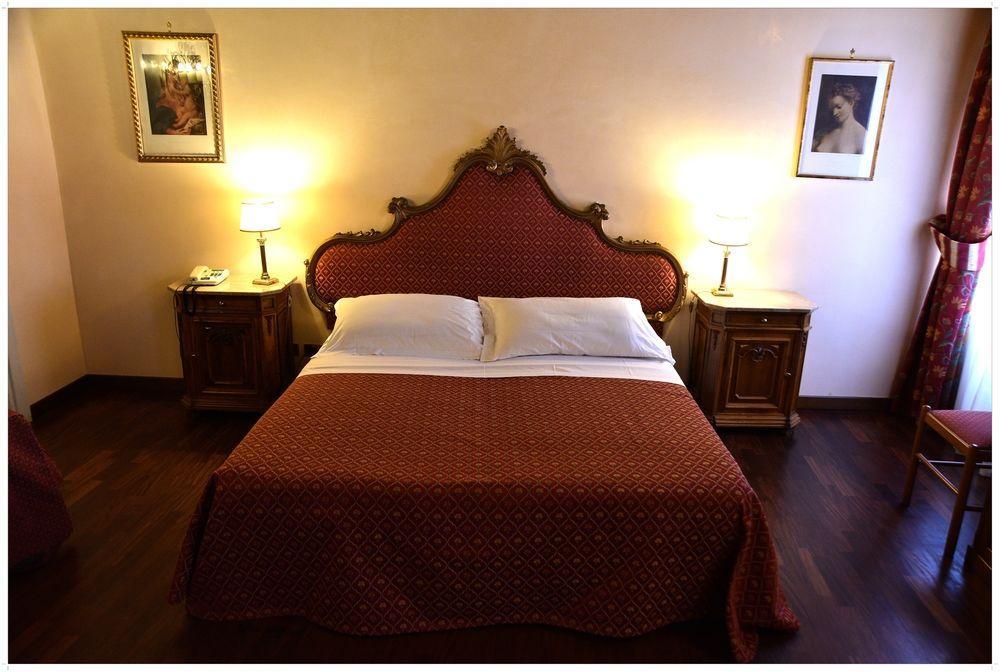 Palazzo Donarelli Apartman Róma Kültér fotó